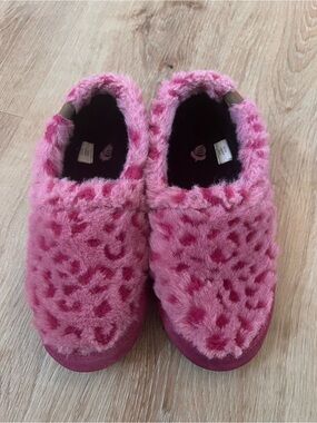 Acorn Original Moccasin Slippers - Girls Size 3-4